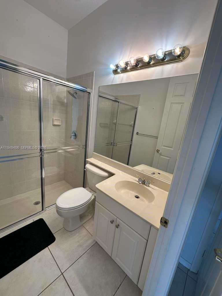 ISLES AT WELLINGTON 8 - Residential