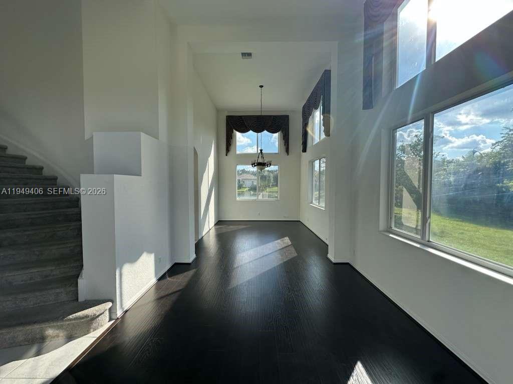 ISLES AT WELLINGTON 8 - Residential