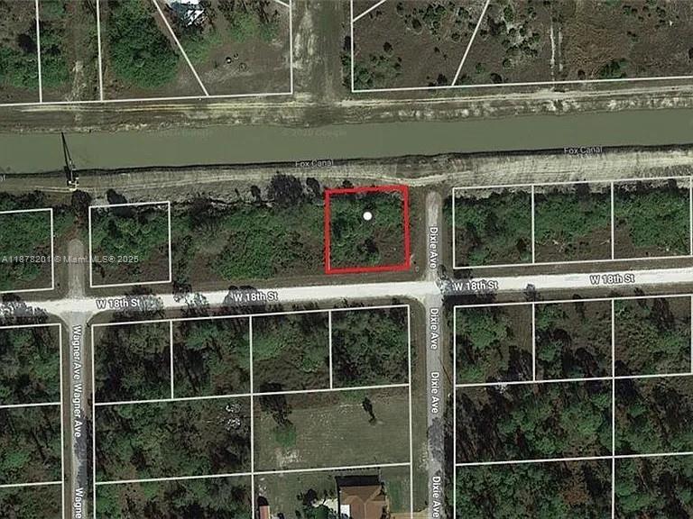 LEHIGH ACRES - Land