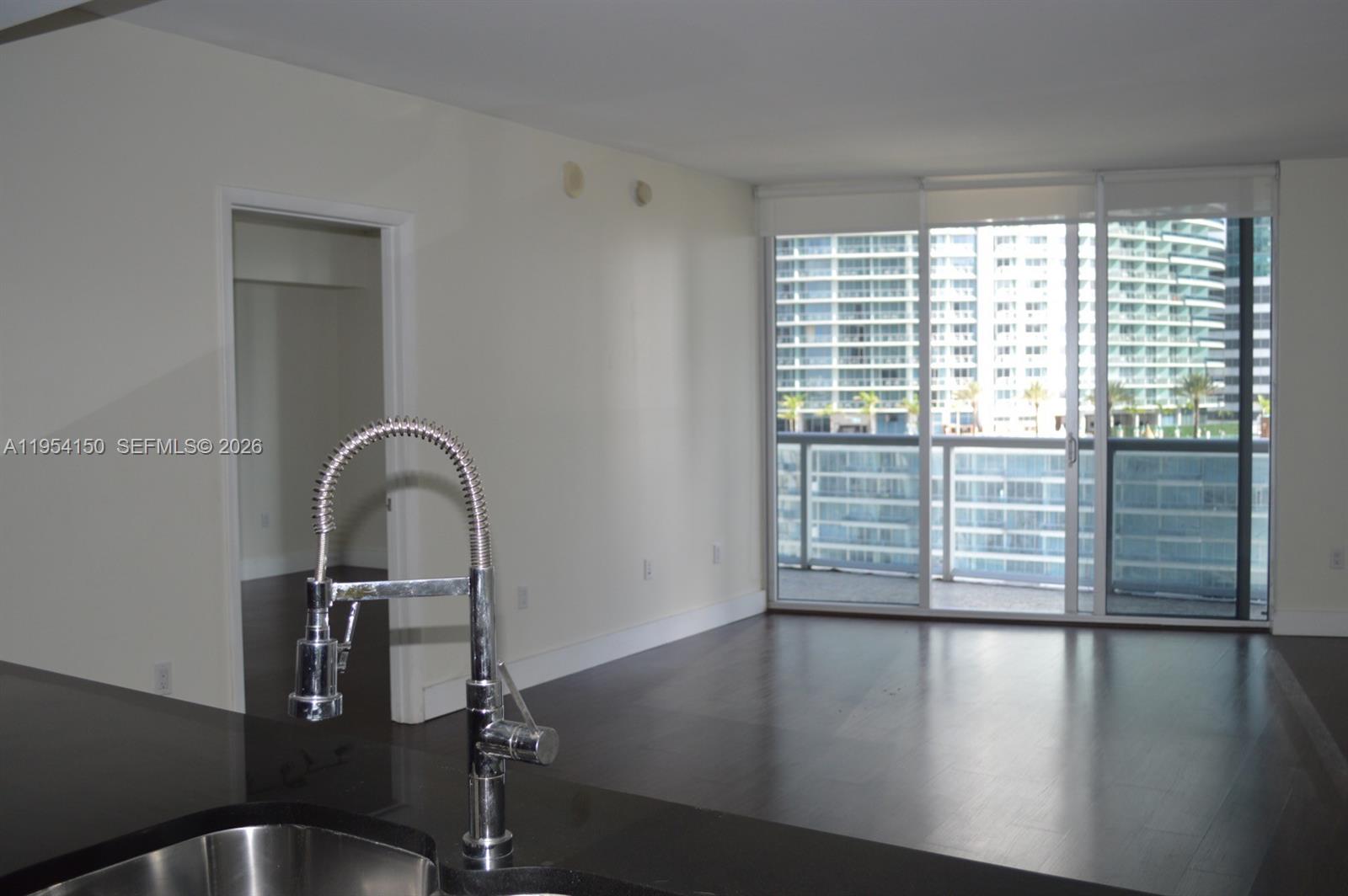ICONBRICKELL CONDO NO 1 - Residential