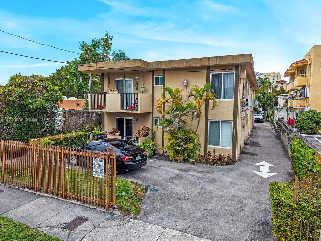 6-Unit Multi Family, This property features a new roof, parking lot, and impact windows, all six units are 2bed/1bath. Generating $13,122/month. Each unit has their own parking space, fully leased property, passed 50 year recertification.