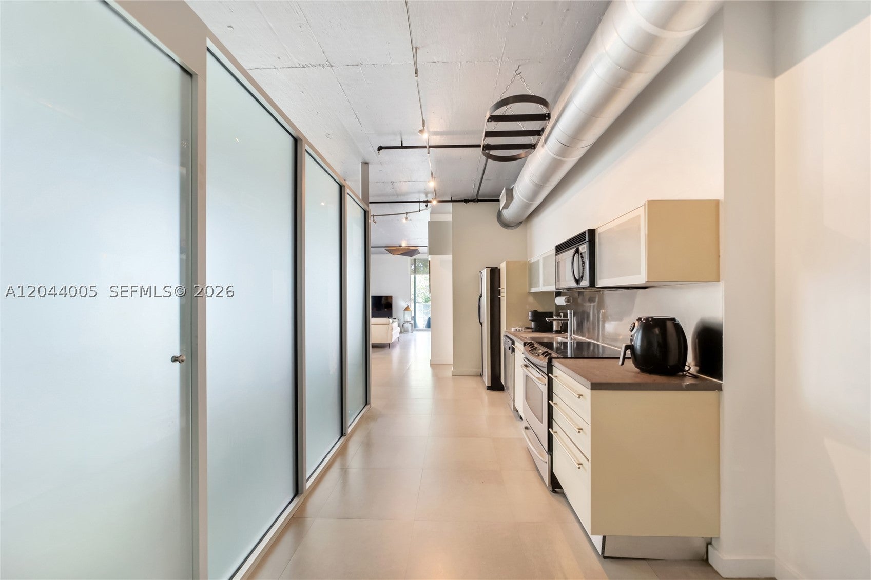 1700 Meridian Ave 310