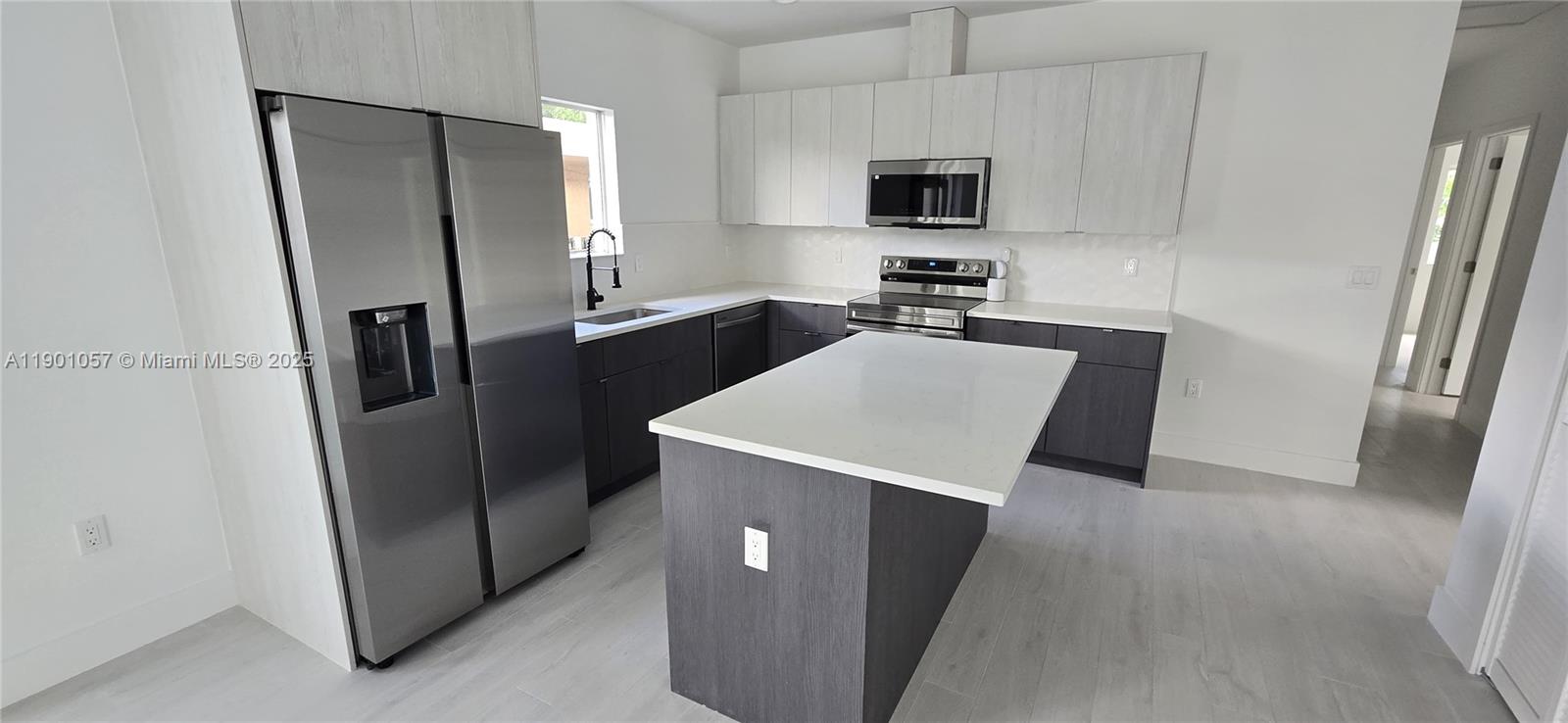 7TH AVENUE HIGHLANDS - Residential