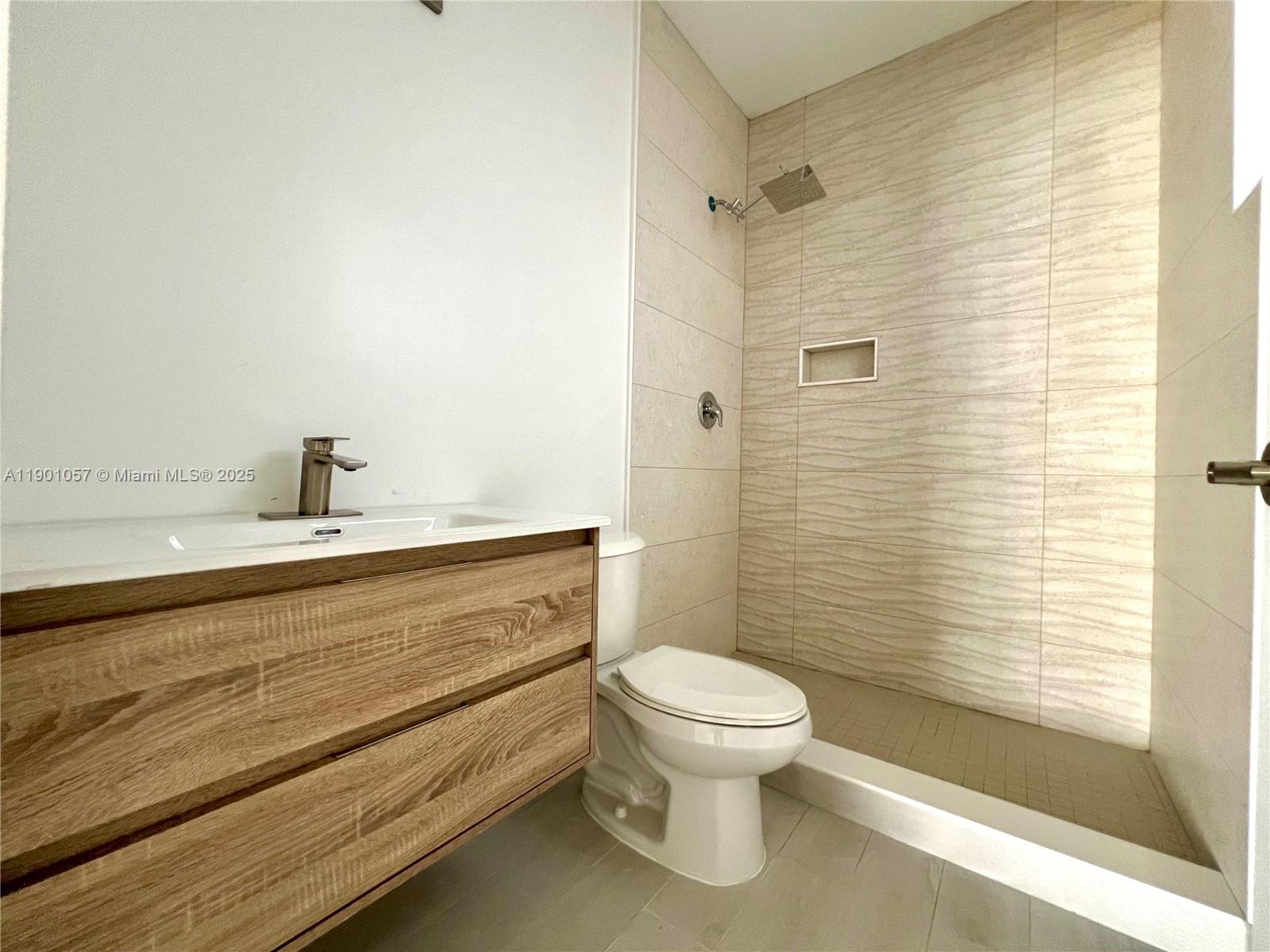 7TH AVENUE HIGHLANDS - Residential