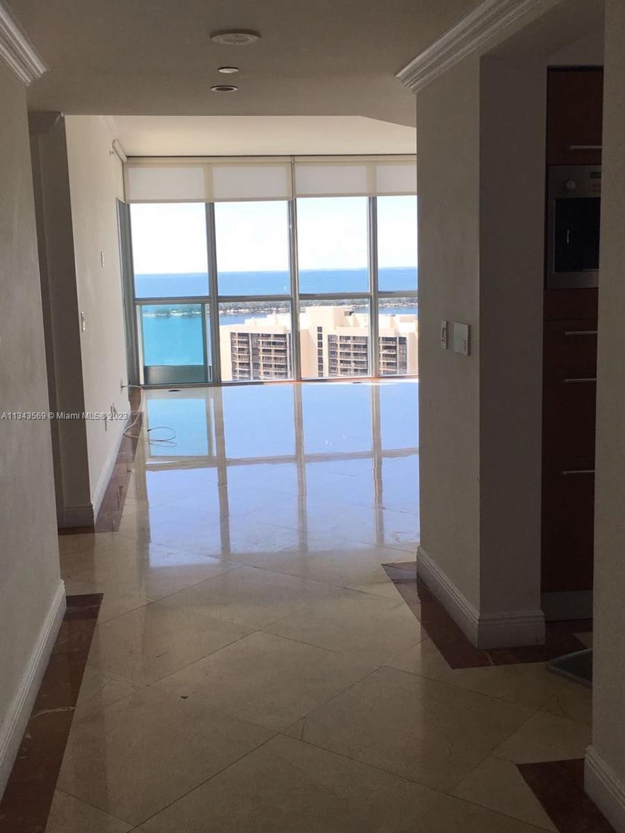 JADE RESIDENCES AT BRICKE - Residential Lease