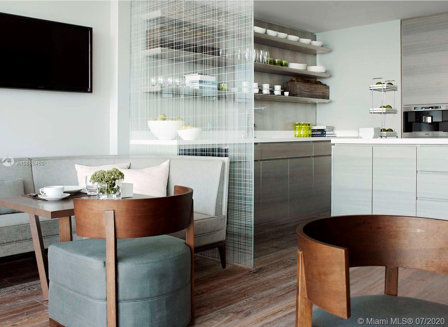 2711 HOLLYWOOD BEACH COND - Residential