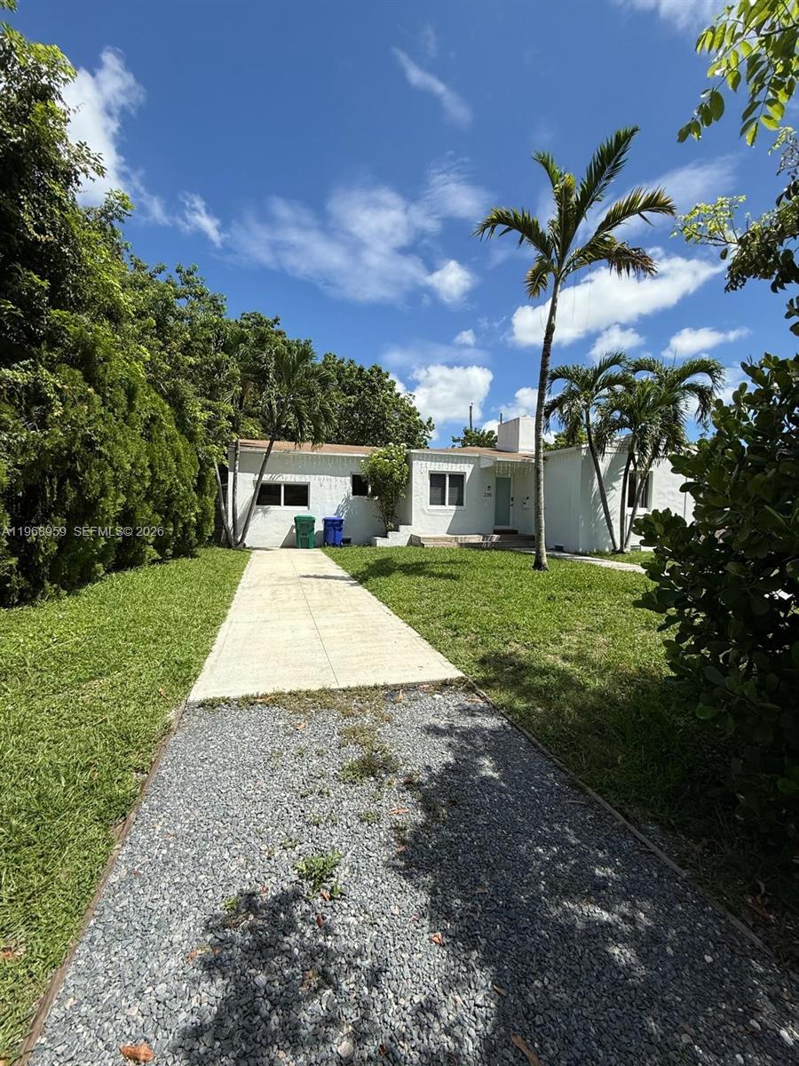 BRENTWOOD - Residential