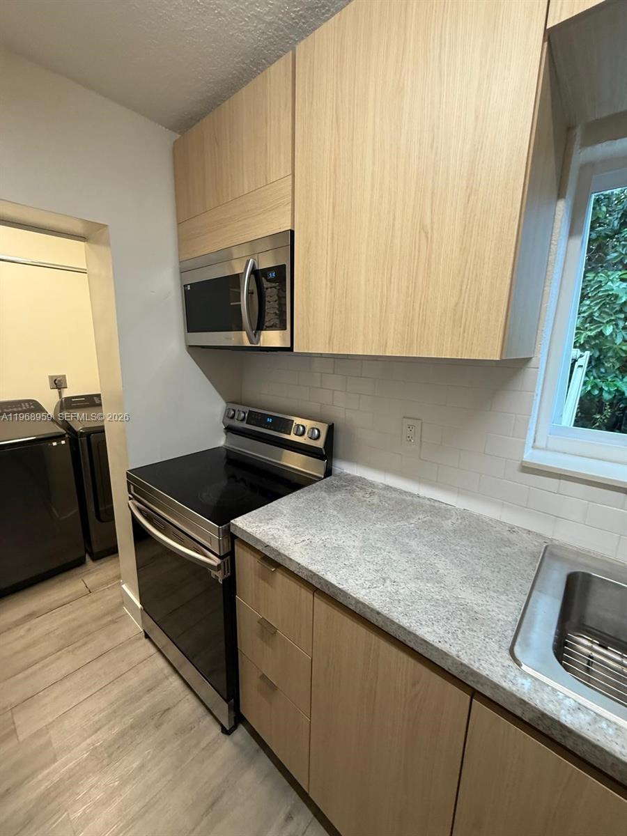 BRENTWOOD - Residential