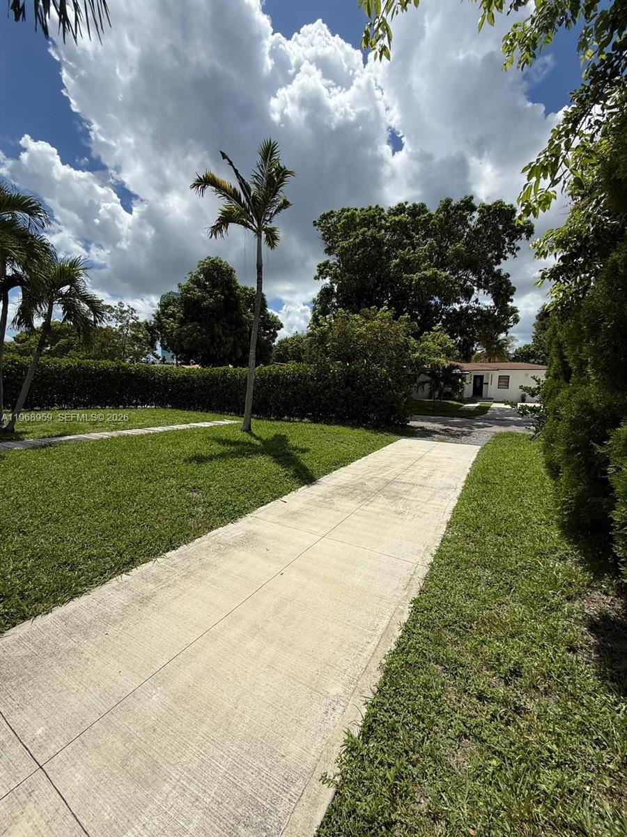 BRENTWOOD - Residential