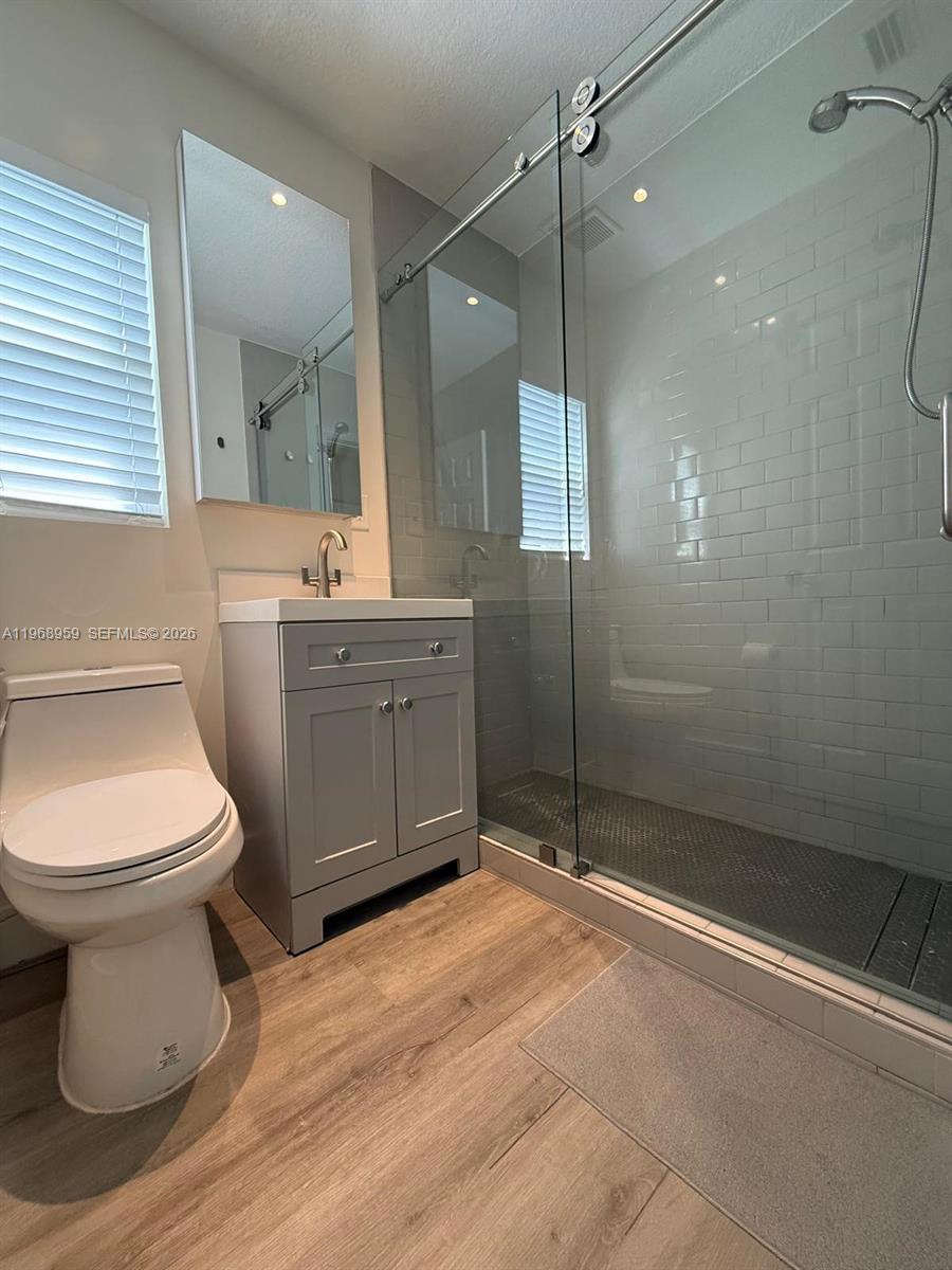 BRENTWOOD - Residential