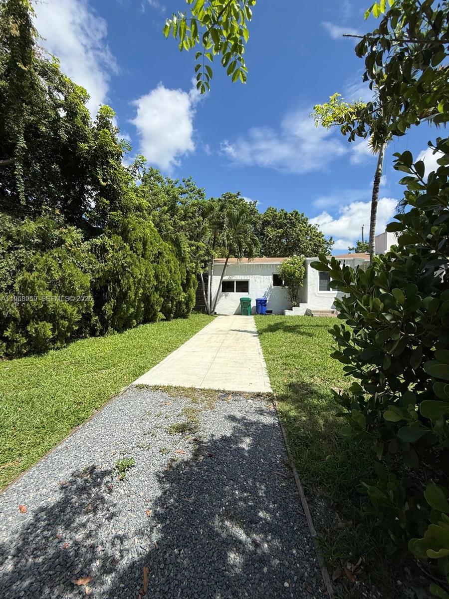 BRENTWOOD - Residential