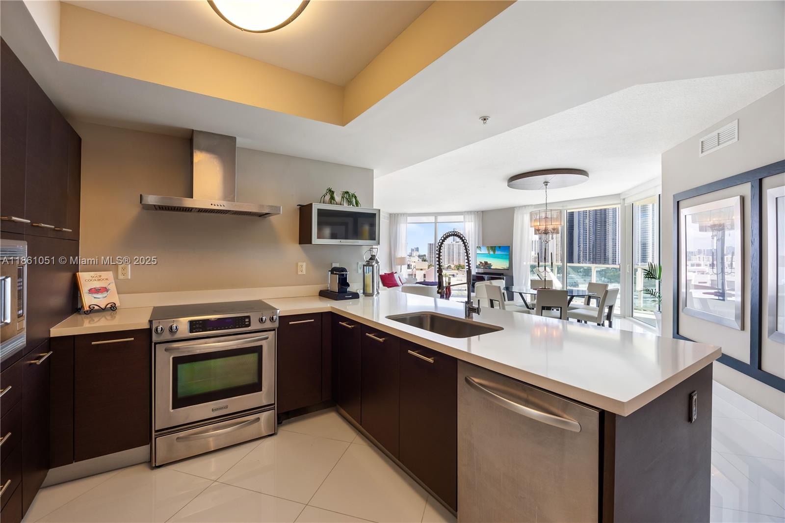 ST TROPEZ ON THE BAY III - Residential Lease