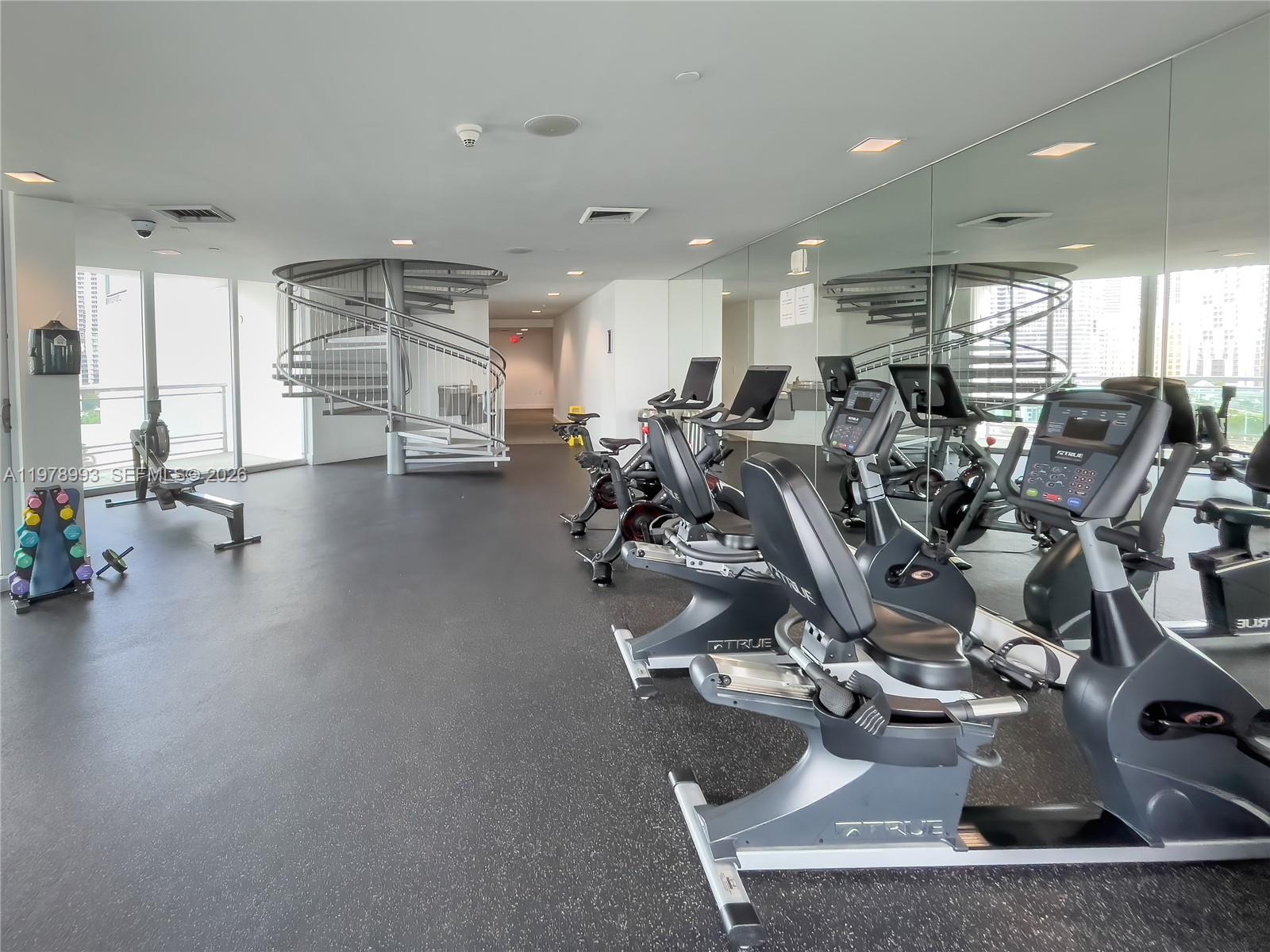 WIND CONDO - Residential Lease