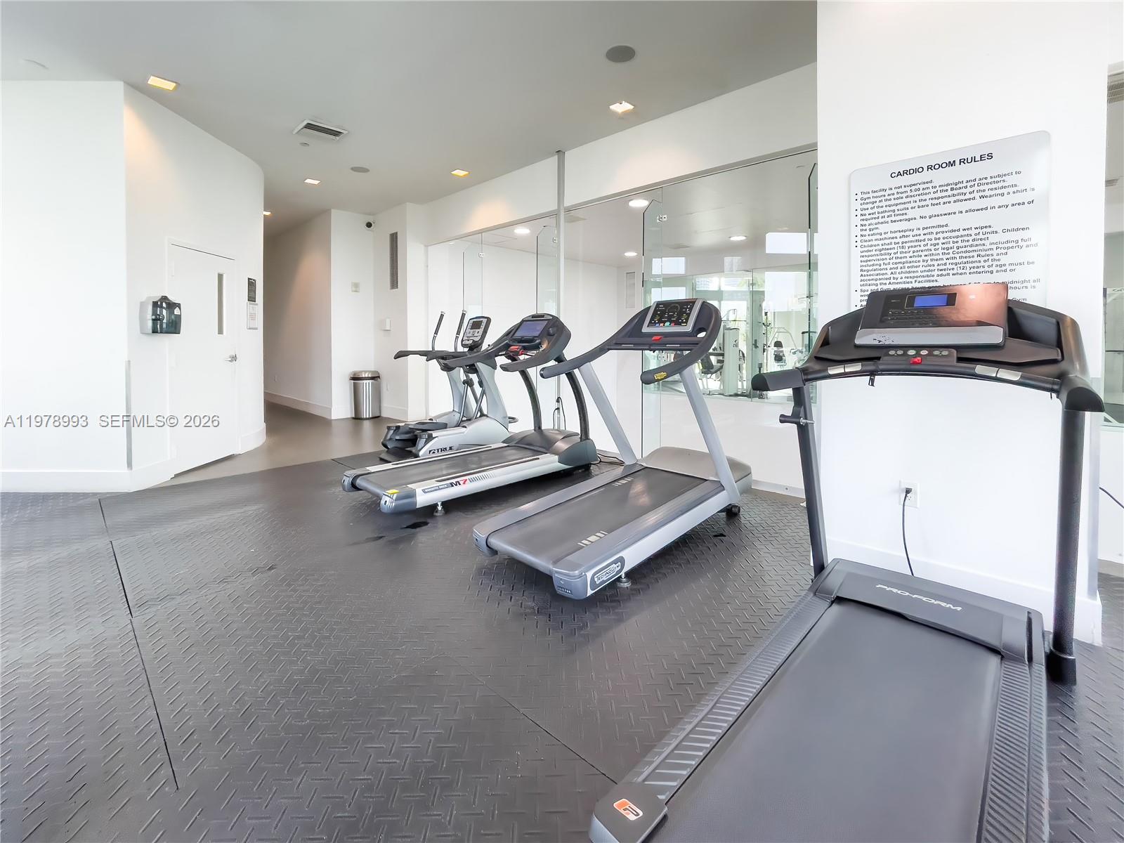 WIND CONDO - Residential Lease