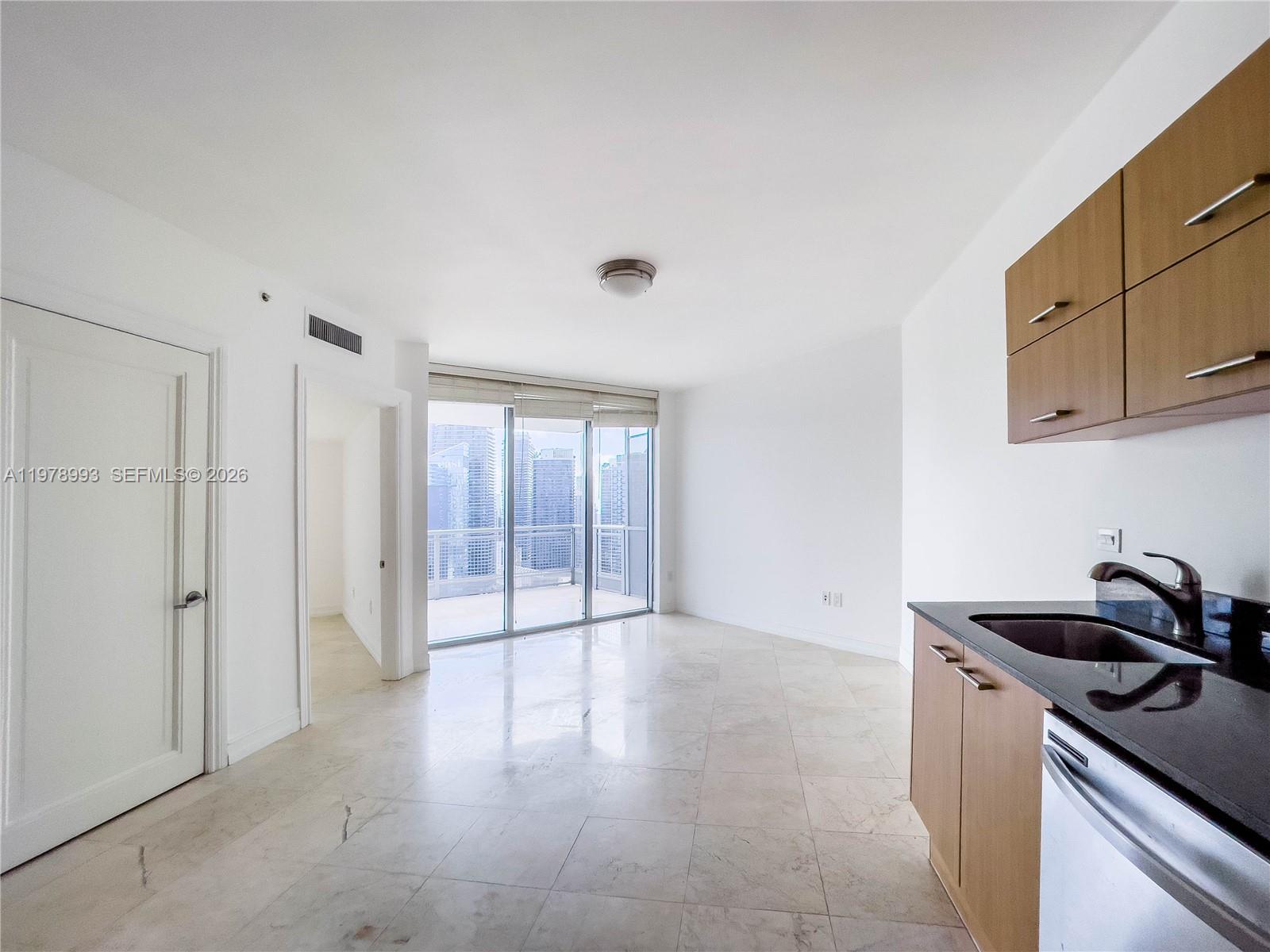 350 S Miami Ave 3910