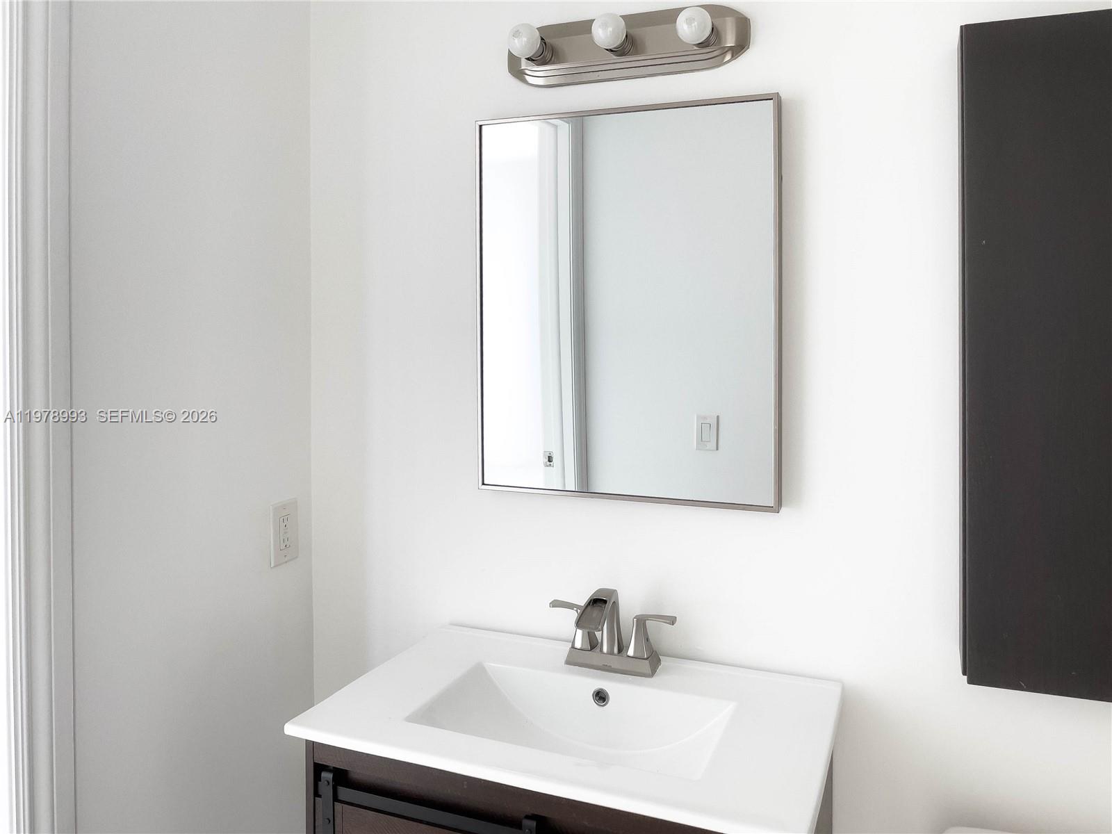 WIND CONDO - Residential Lease