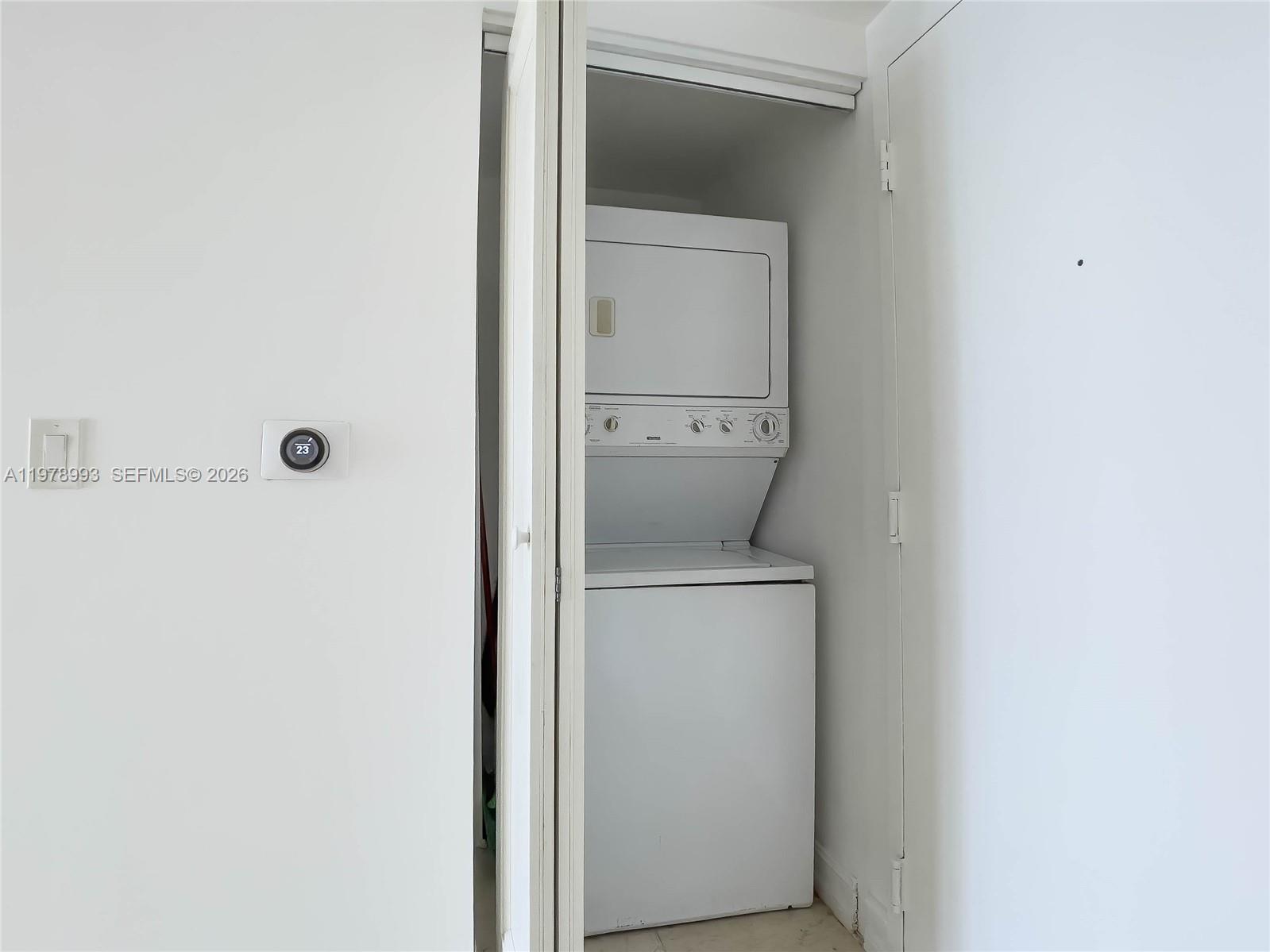 WIND CONDO - Residential Lease