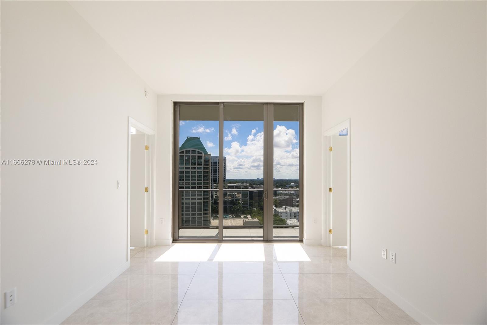 2678 Tigertail Ave 1403
