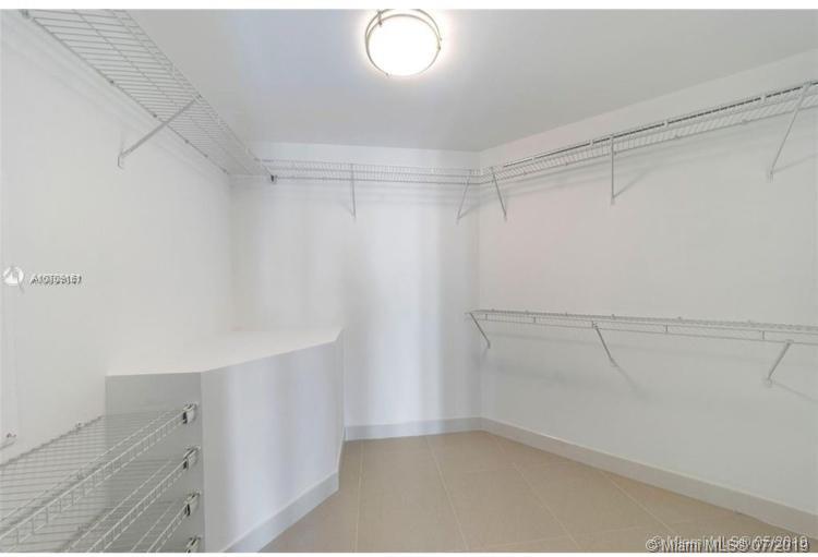 WIND CONDO - Residential Lease