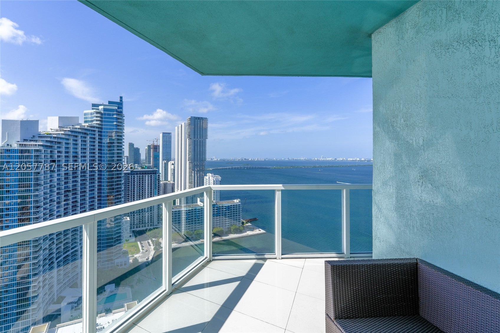 1900 N Bayshore Dr 3612