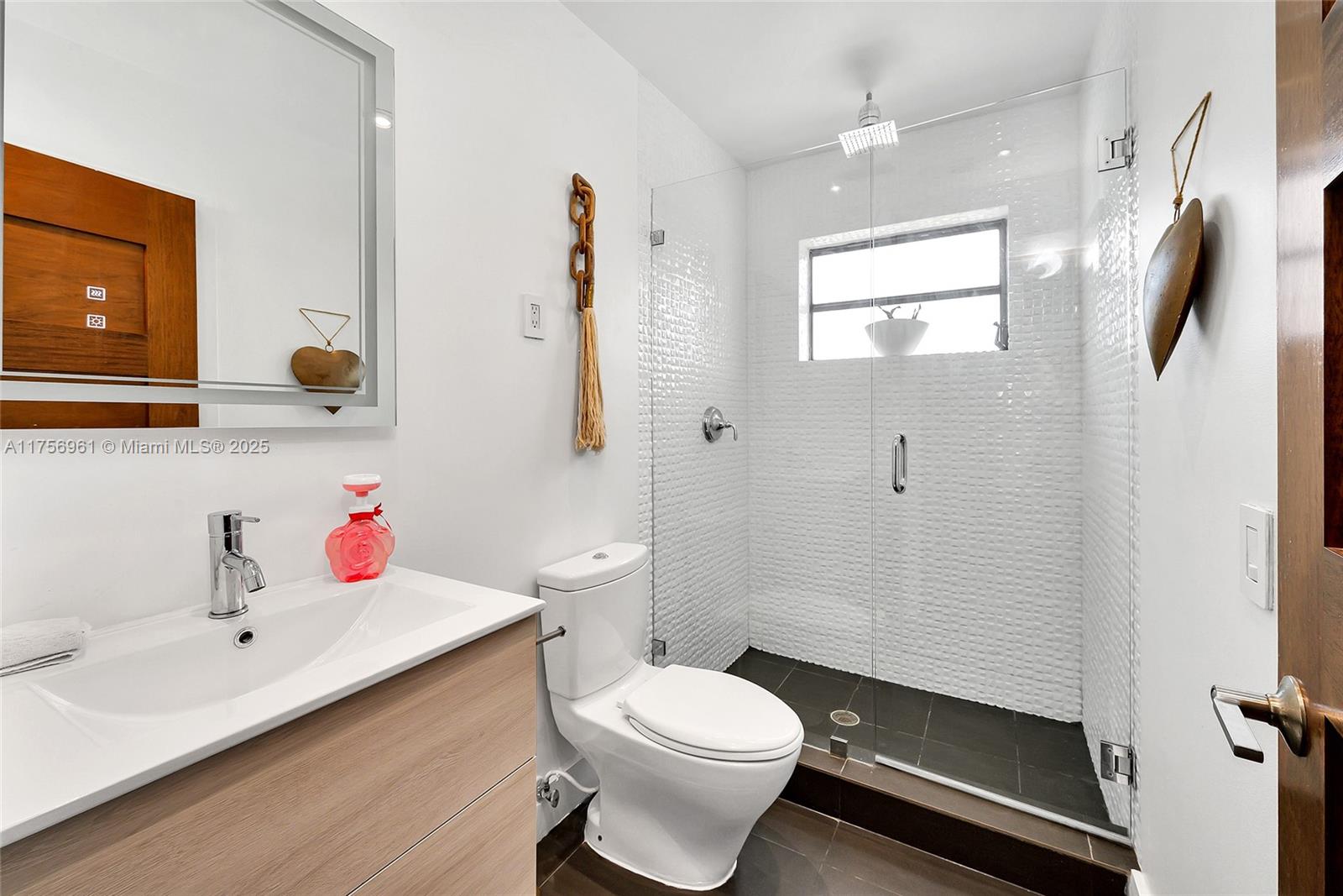 HIGHLAND RANCH ESTATES - Residential Lease