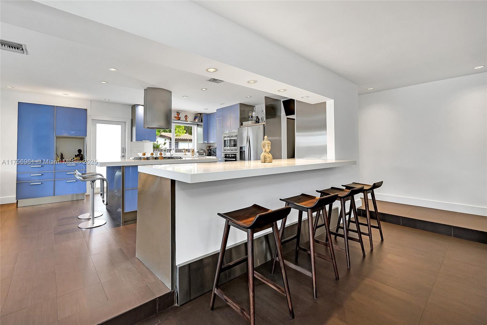 HIGHLAND RANCH ESTATES - Residential Lease