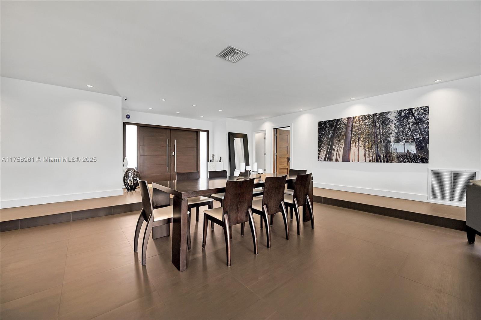 HIGHLAND RANCH ESTATES - Residential Lease