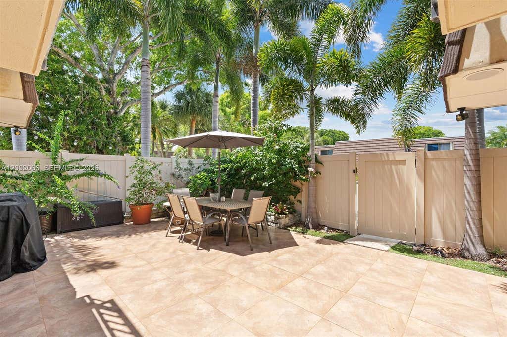 Photo of 7124 71st Way, West Palm Beach, FL 33407 (MLS # A12002066)