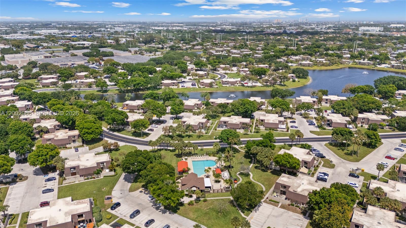 HERITAGE VILLAGE OF P B L - Residential