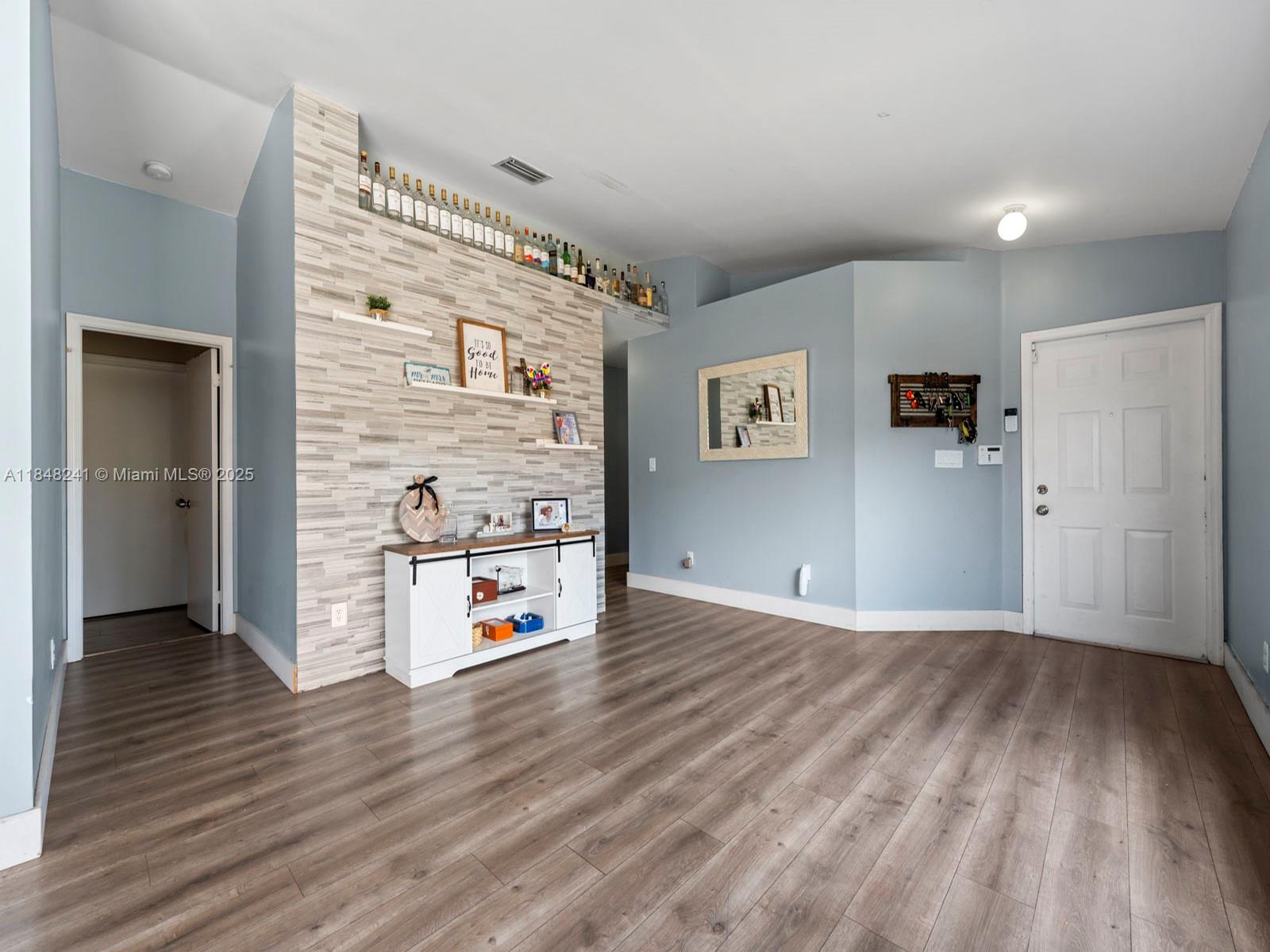 WEITZER SERENA LAKES WEST - Residential