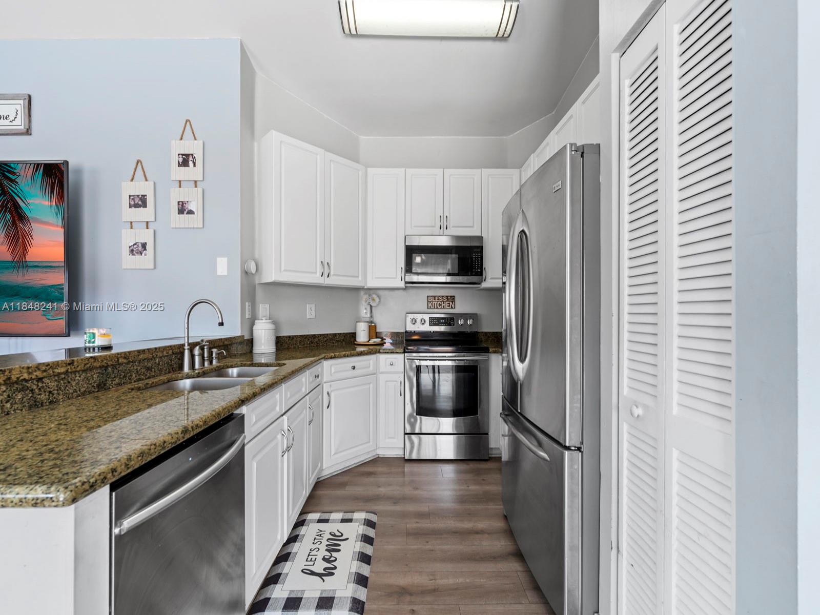 WEITZER SERENA LAKES WEST - Residential