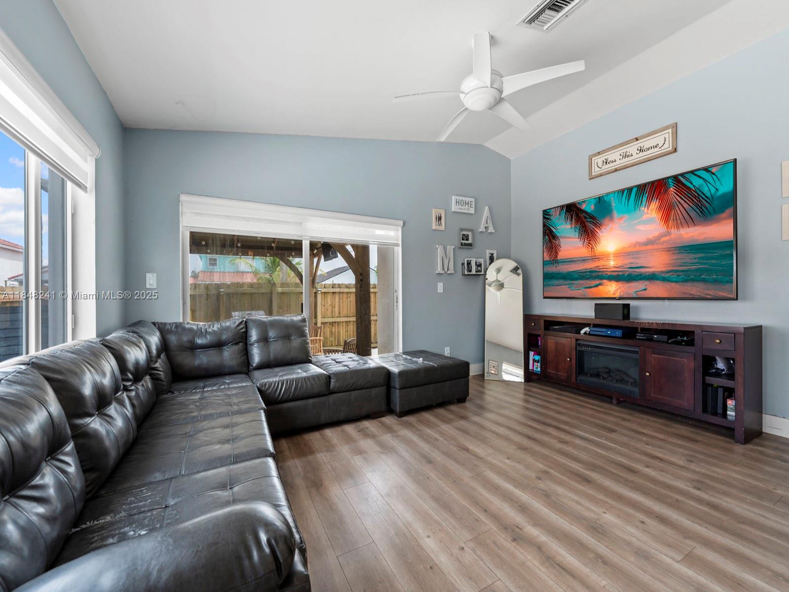 WEITZER SERENA LAKES WEST - Residential