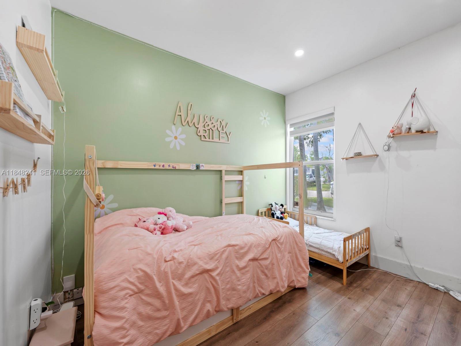 WEITZER SERENA LAKES WEST - Residential