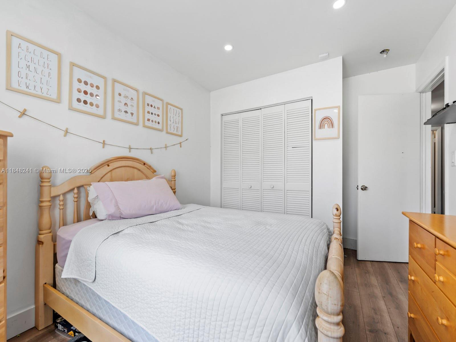 WEITZER SERENA LAKES WEST - Residential