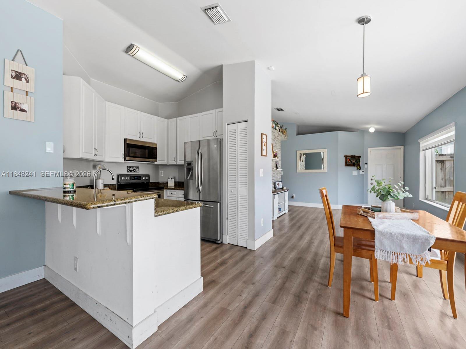 WEITZER SERENA LAKES WEST - Residential