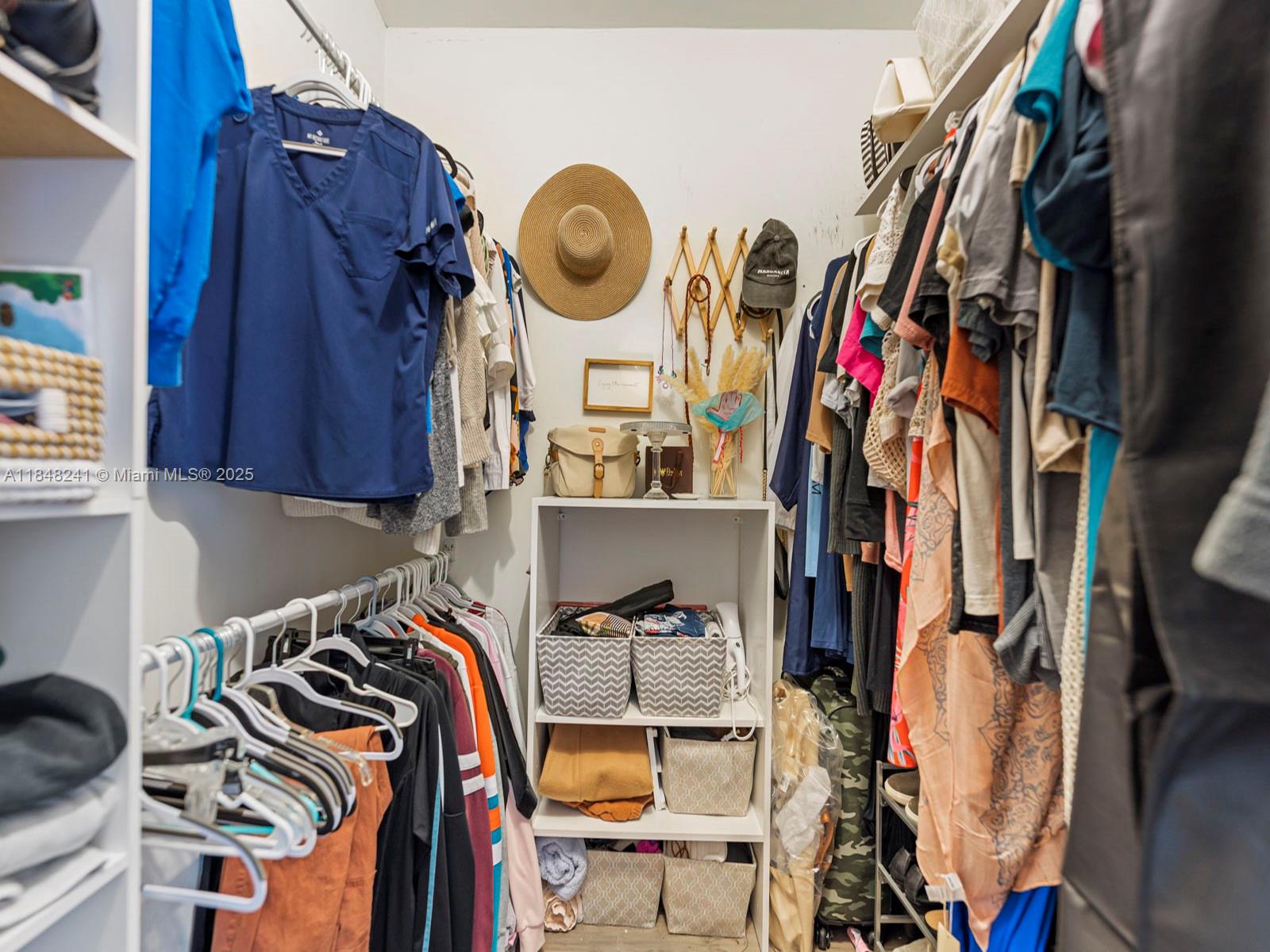 WEITZER SERENA LAKES WEST - Residential