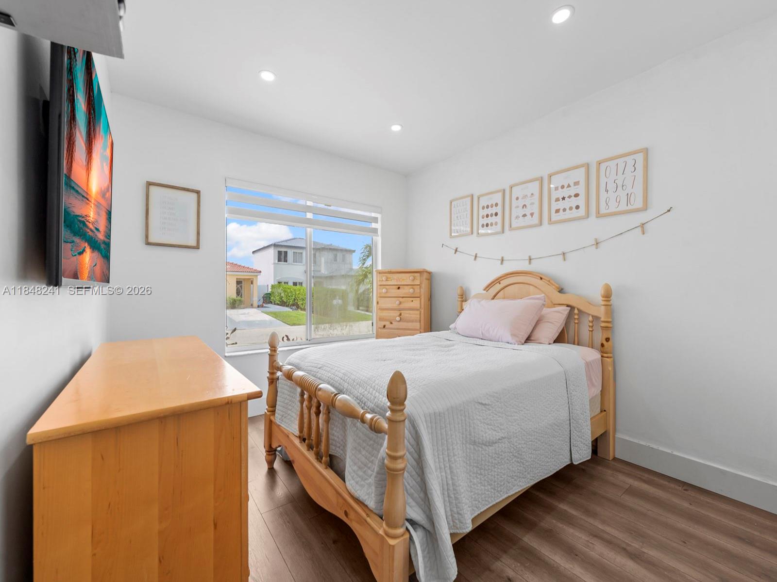 WEITZER SERENA LAKES WEST - Residential