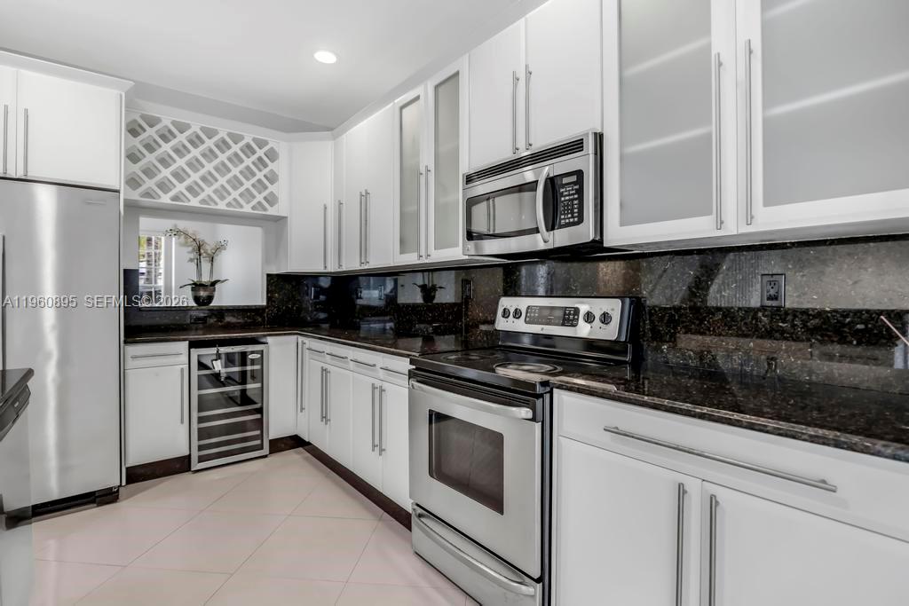 PARCEL D AT SUNSET LAKES - Residential