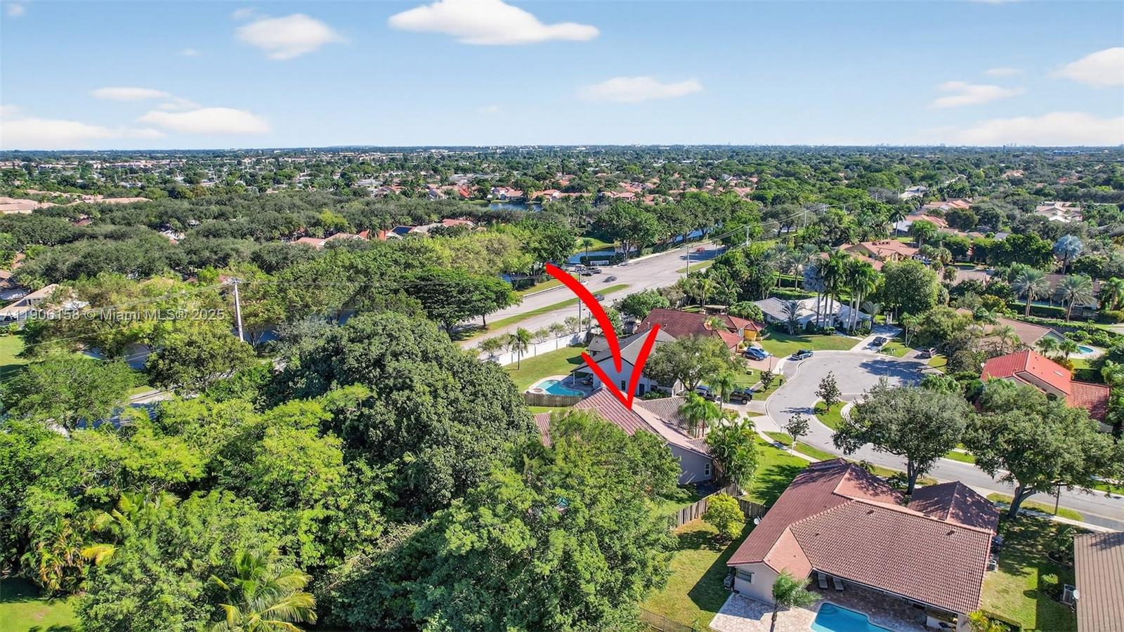 JACARANDA LAKES - Residential