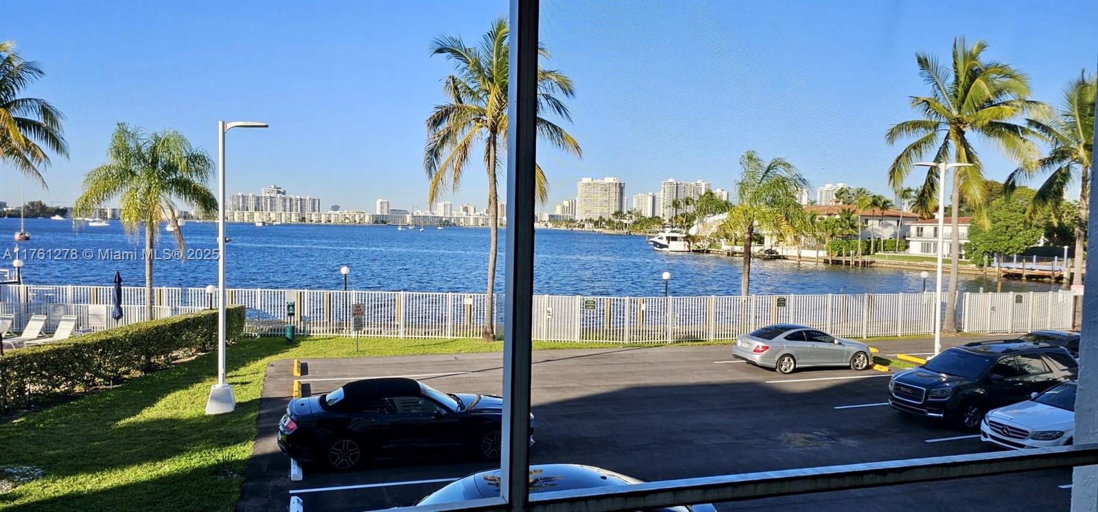Rental Property at 2821 N Miami Beach Blvd 2L, North Miami Beach, Miami-Dade County, Florida - Bedrooms: 2 
Bathrooms: 2  - $2,800 MO.