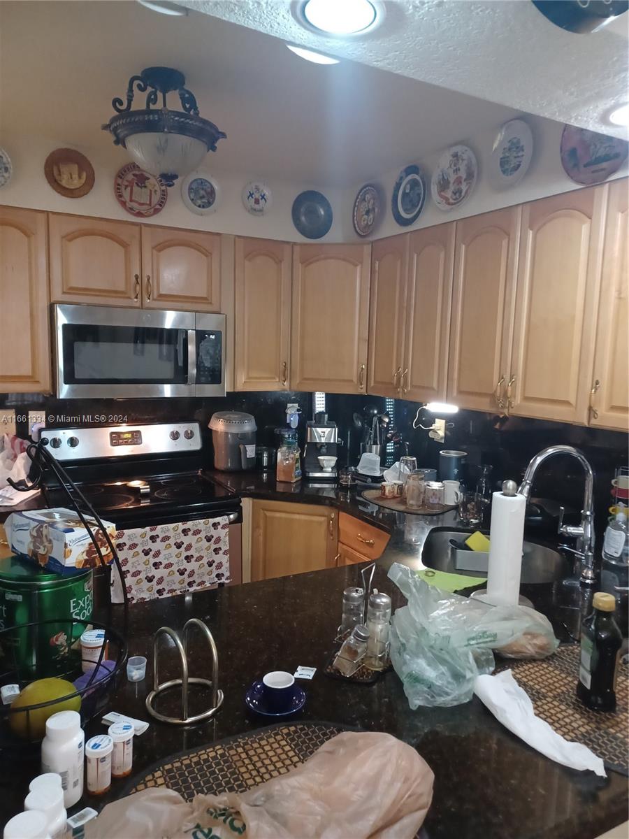 POINT EAST SEC 4 CONDO - Residential