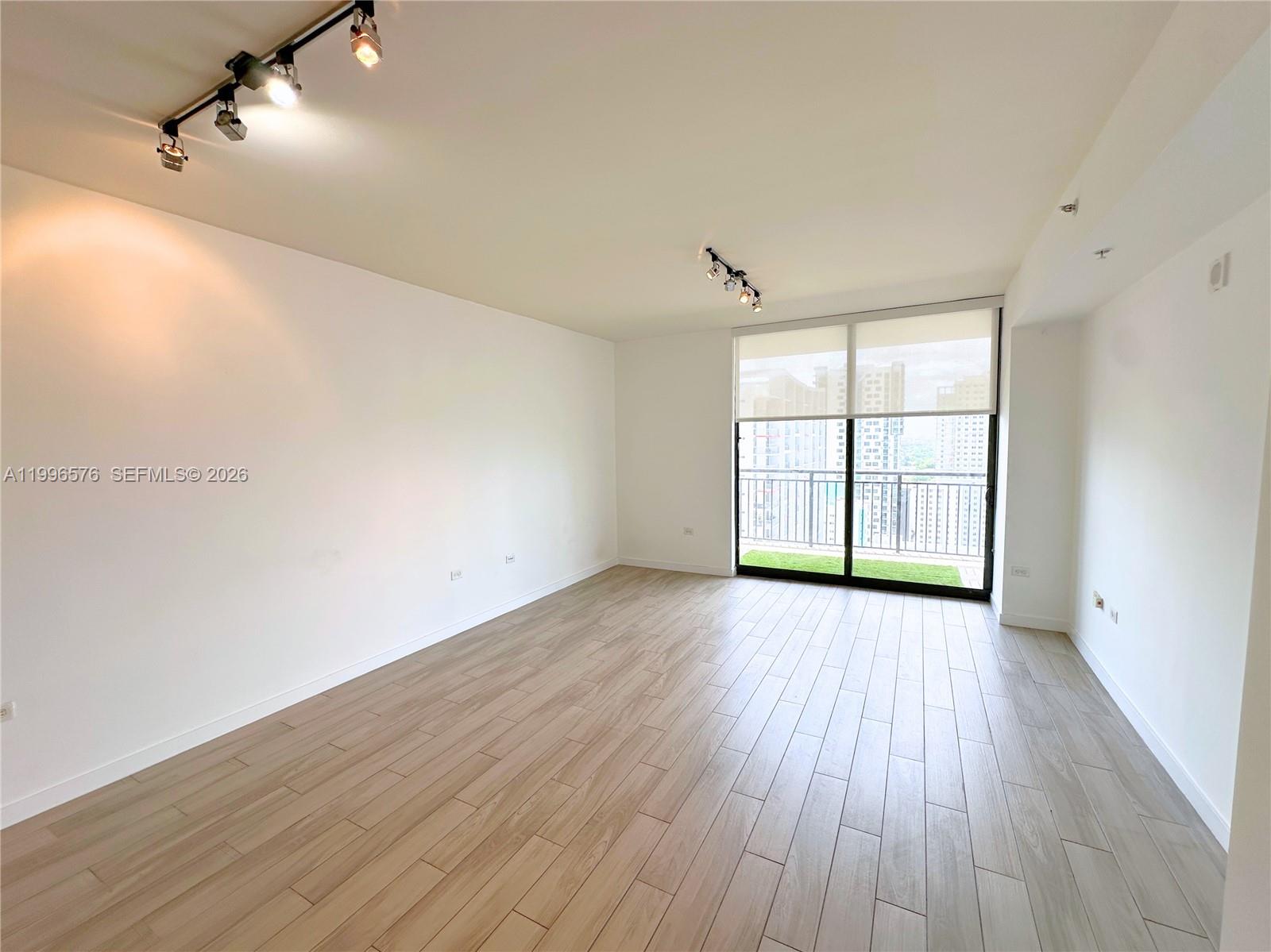 999 SW 1st Ave 2109