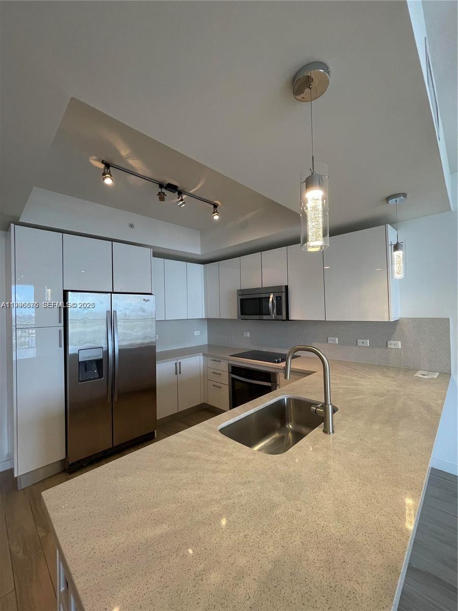 NINE AT MARY BRICKELL VIL - Residential