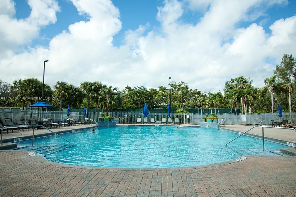 WEST LAKE VILLAGE PLAT - Residential