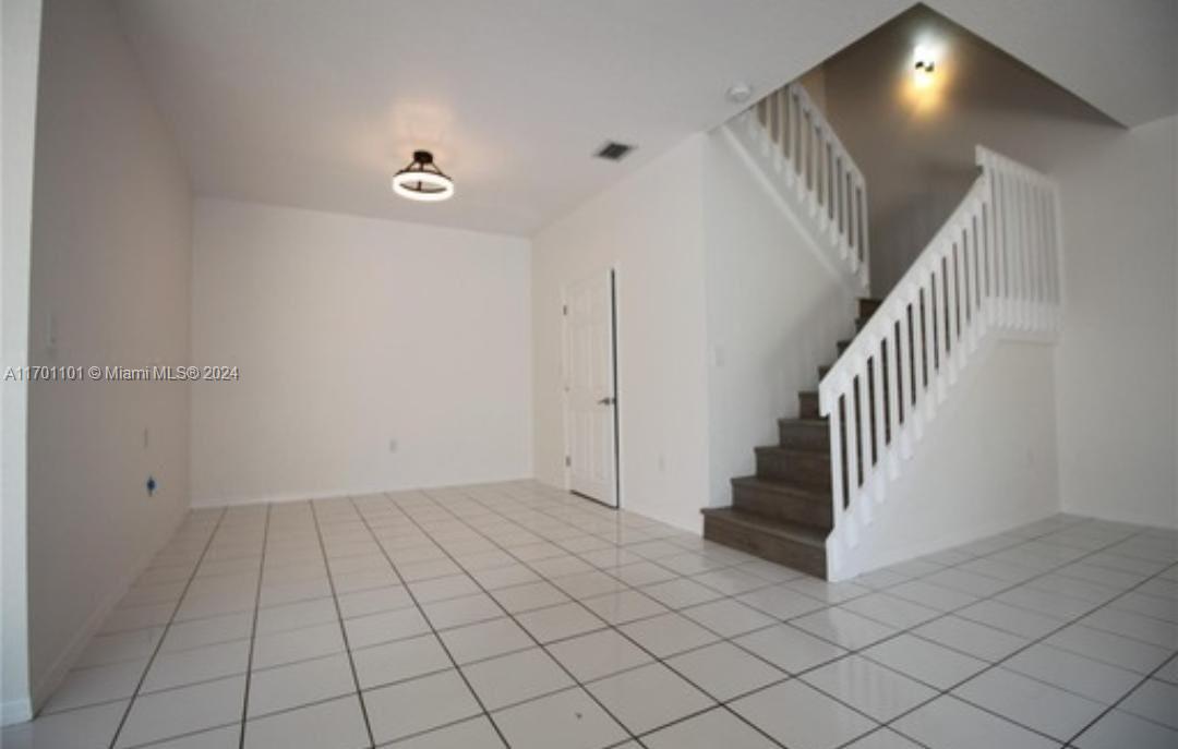 WEST LAKE VILLAGE PLAT - Residential