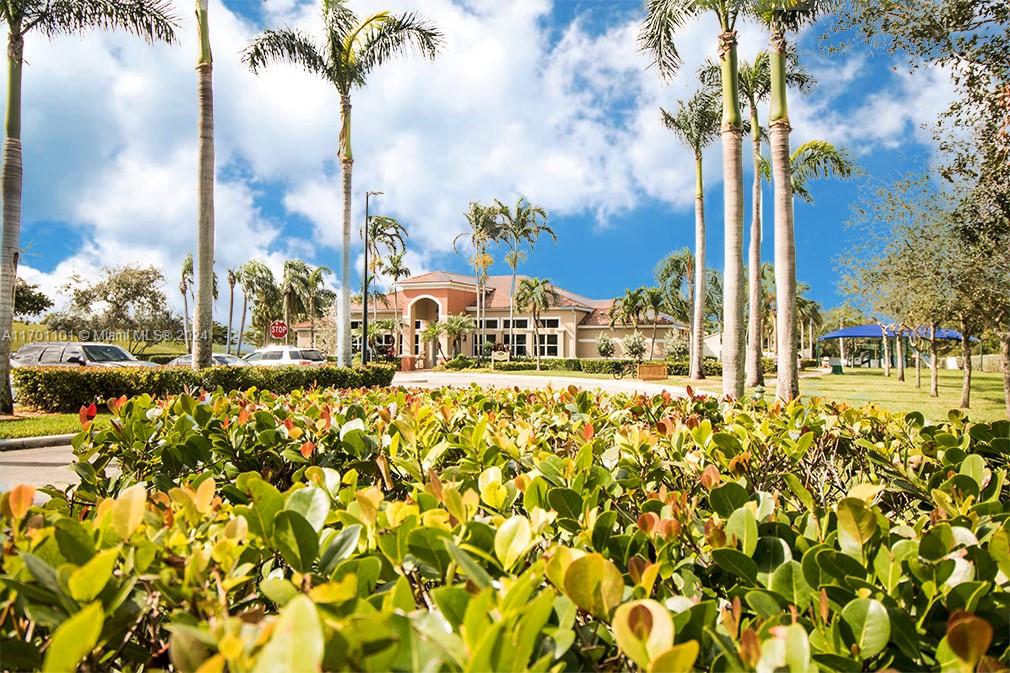 WEST LAKE VILLAGE PLAT - Residential