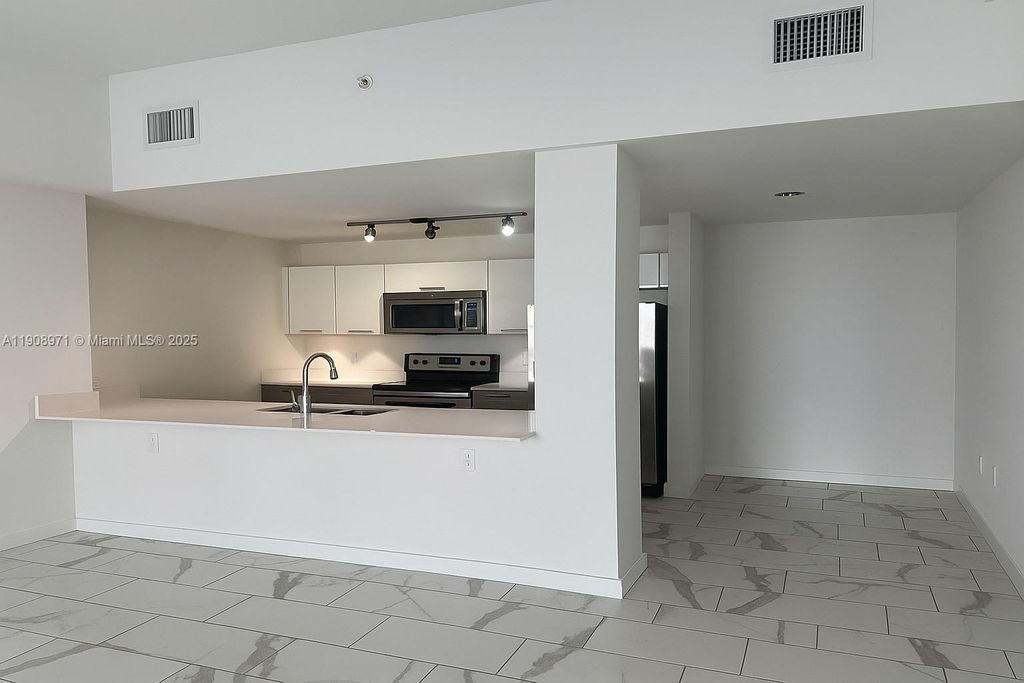 Photo of 101 E Camino Real #517, Boca Raton, FL 33432 (MLS # A11908971)