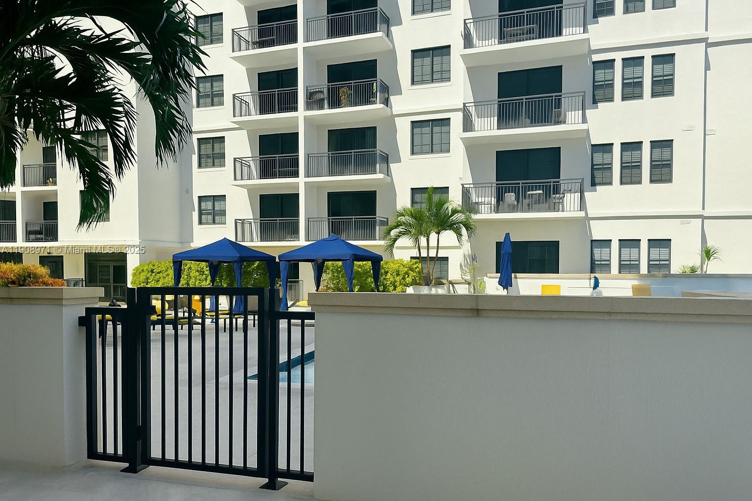 ¤SPANISH RIVER LAND CO A - Residential Lease