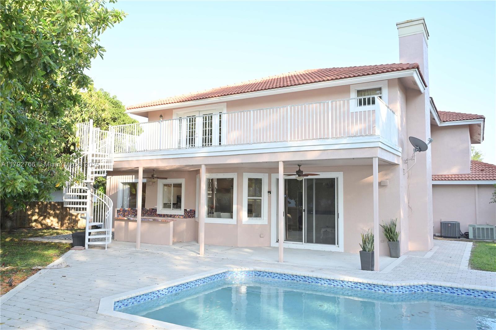 TURTLE RUN - Residential