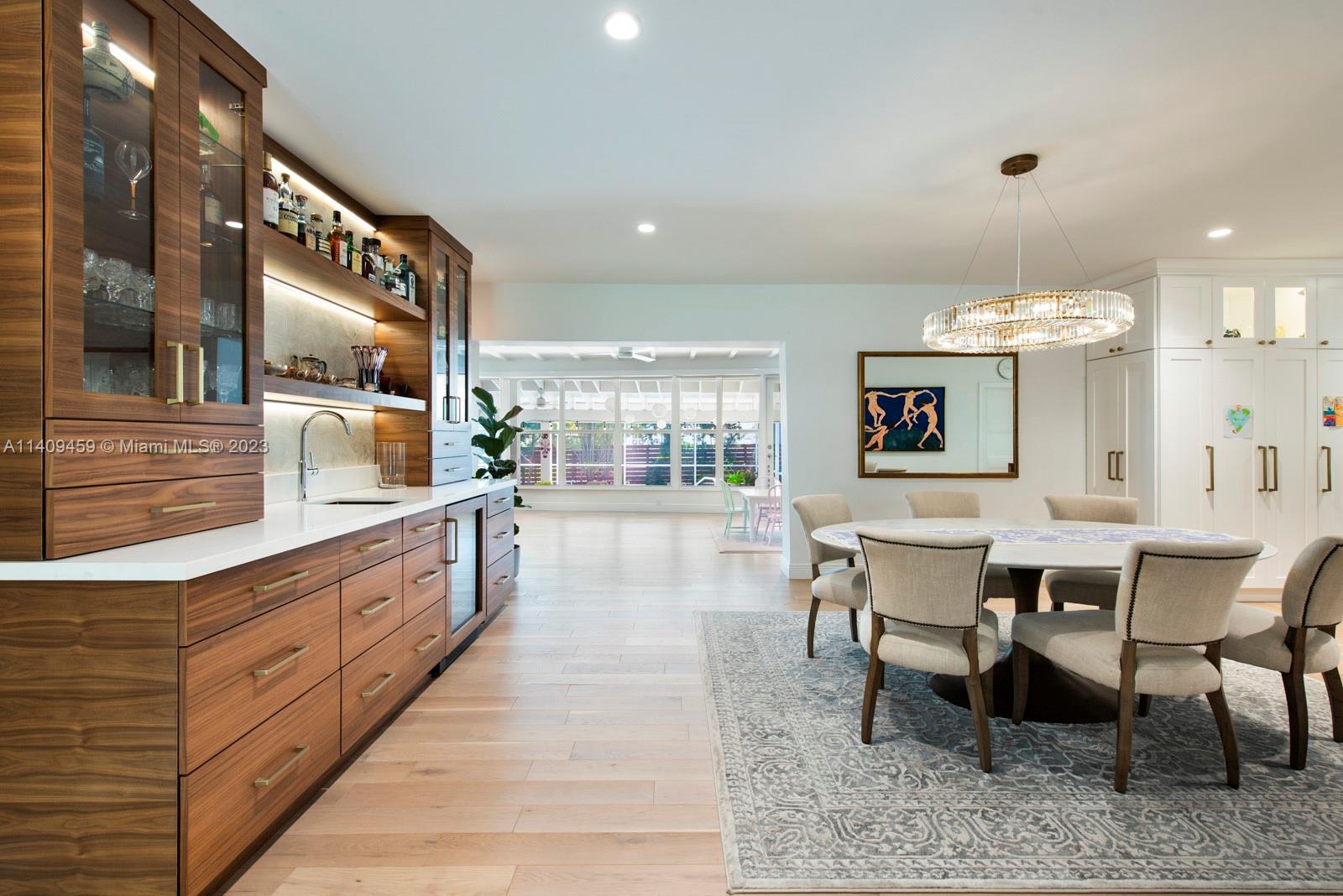 BAY BREEZE SEC MIAMI SHOR - Residential